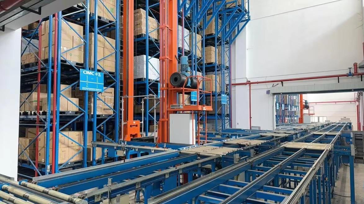 Rechargeable product production workshop at DP factory